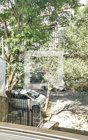 Casa à venda com 309m², 3 quartos e 5 vagas Casa à venda com 309m², 3 quartos e 5 vagasQuarto 2 Vista