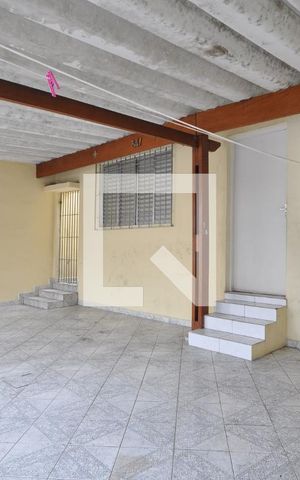 Casa à venda com 144m², 3 quartos e 2 vagasGaragem