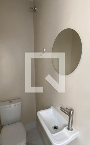 Apartamento para alugar com 138m², 3 quartos e 1 vaga Apartamento para alugar com 138m², 3 quartos e 1 vagaBanheiro