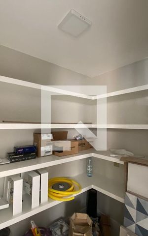 Apartamento para alugar com 138m², 3 quartos e 1 vaga Apartamento para alugar com 138m², 3 quartos e 1 vagaDespensa