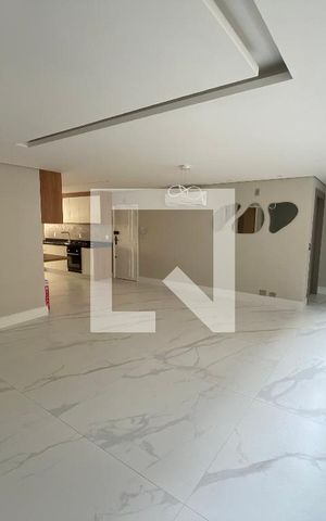 Apartamento para alugar com 138m², 3 quartos e 1 vaga Apartamento para alugar com 138m², 3 quartos e 1 vagaSala