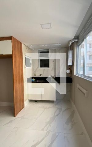 Apartamento para alugar com 138m², 3 quartos e 1 vaga Apartamento para alugar com 138m², 3 quartos e 1 vagaLavanderia