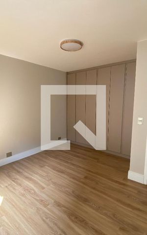 Apartamento para alugar com 138m², 3 quartos e 1 vaga Apartamento para alugar com 138m², 3 quartos e 1 vagaQuarto