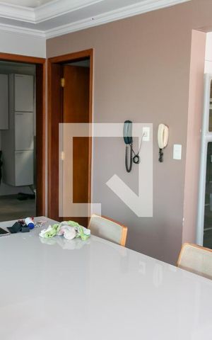 Casa à venda com 400m², 4 quartos e 5 vagas Casa à venda com 400m², 4 quartos e 5 vagasCozinha