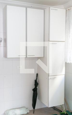 Casa à venda com 400m², 4 quartos e 5 vagas Casa à venda com 400m², 4 quartos e 5 vagasLavanderia