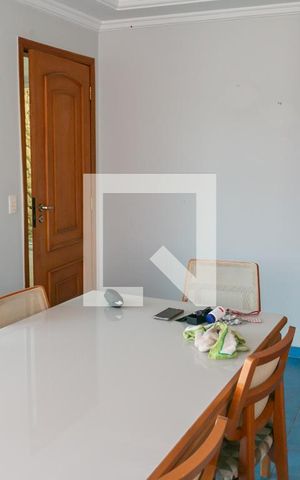 Casa à venda com 400m², 4 quartos e 5 vagas Casa à venda com 400m², 4 quartos e 5 vagasCozinha