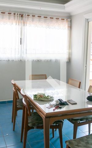 Casa à venda com 400m², 4 quartos e 5 vagas Casa à venda com 400m², 4 quartos e 5 vagasCozinha