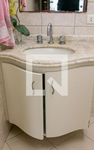 Casa à venda com 400m², 4 quartos e 5 vagas Casa à venda com 400m², 4 quartos e 5 vagasLavabo