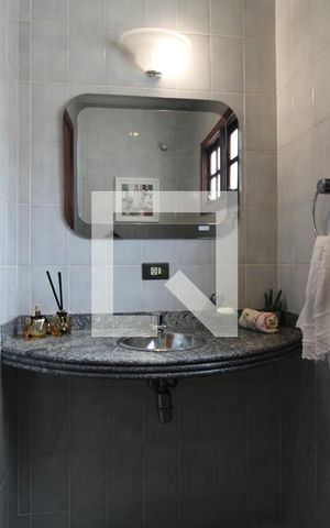 Casa à venda com 360m², 4 quartos e 6 vagasLavabo