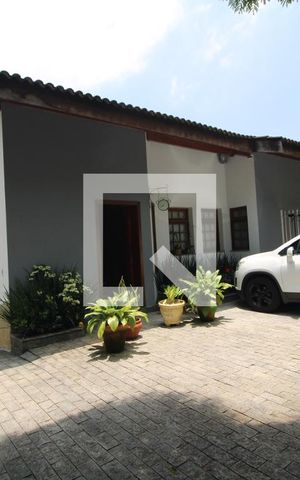 Casa à venda com 360m², 4 quartos e 6 vagasGaragem