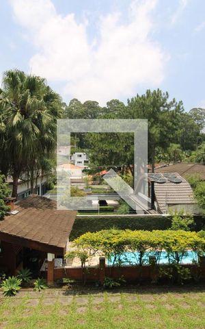 Casa à venda com 360m², 4 quartos e 6 vagasVista da sala 3