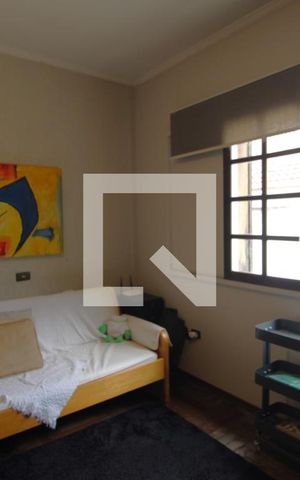 Casa à venda com 360m², 4 quartos e 6 vagasSuíte 1