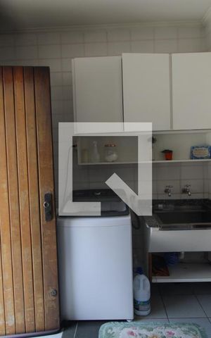 Casa à venda com 360m², 4 quartos e 6 vagasLavanderia