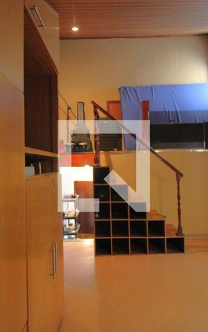 Casa à venda com 360m², 4 quartos e 6 vagasSuíte 1