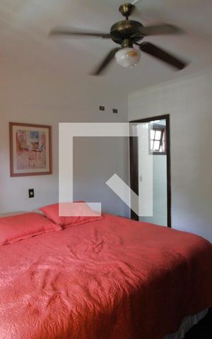 Casa à venda com 360m², 4 quartos e 6 vagasSuíte 2