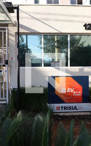 Apartamento para alugar com 43m², 2 quartos e 1 vagaFachada e portaria
