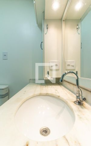 Apartamento à venda com 36m², 1 quarto e 1 vaga Apartamento à venda com 36m², 1 quarto e 1 vagaBanheiro - Pia