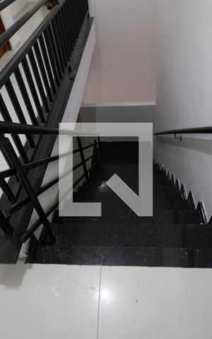 Studio para alugar com 30m², 1 quarto e sem vagaEscada