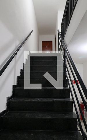 Studio para alugar com 30m², 1 quarto e sem vagaEscada