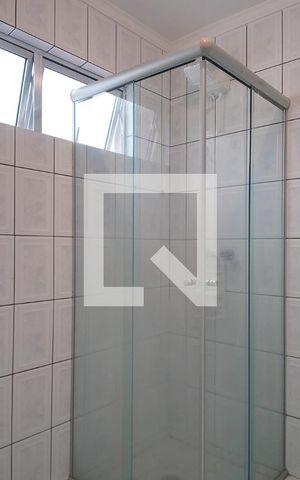 Apartamento para alugar com 65m², 2 quartos e 1 vaga Apartamento para alugar com 65m², 2 quartos e 1 vagaBanheiro