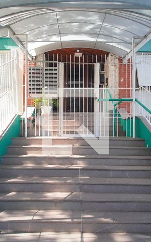 Apartamento para alugar com 65m², 2 quartos e 1 vaga Apartamento para alugar com 65m², 2 quartos e 1 vagaFachada