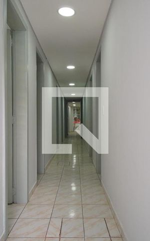 Casa para alugar com 280m², 6 quartos e 2 vagasCorredor