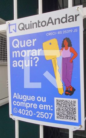 Casa para alugar com 280m², 6 quartos e 2 vagasFachada