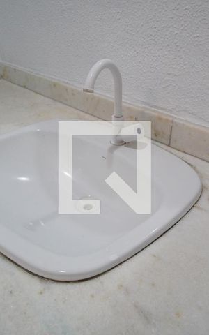Casa para alugar com 280m², 6 quartos e 2 vagasBanheiro