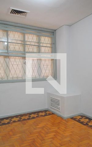 Casa para alugar com 280m², 6 quartos e 2 vagasQuarto