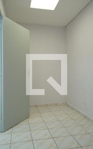 Casa para alugar com 280m², 6 quartos e 2 vagasQuarto