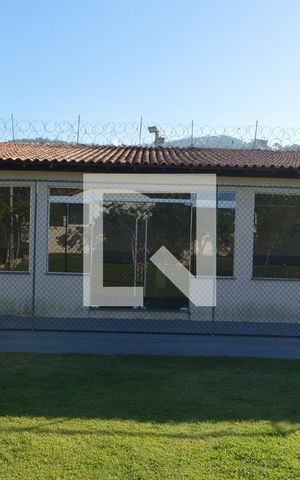 Casa de condomínio à venda com 120m², 4 quartos e 4 vagasÁrea comum - Salão de festas 1