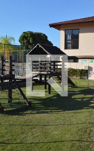 Casa de condomínio à venda com 120m², 4 quartos e 4 vagasÁrea comum - Playground