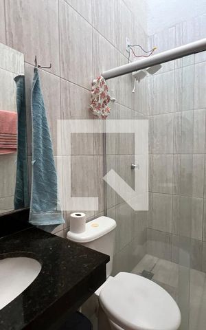 Casa de condomínio para alugar com 108m², 3 quartos e 2 vagas Casa de condomínio para alugar com 108m², 3 quartos e 2 vagasBanheiro