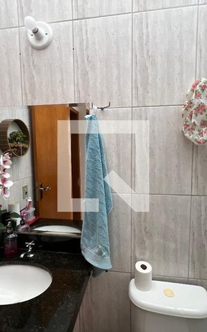 Casa de condomínio para alugar com 108m², 3 quartos e 2 vagas Casa de condomínio para alugar com 108m², 3 quartos e 2 vagasBanheiro