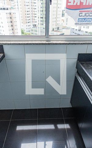 Apartamento à venda com 80m², 2 quartos e 2 vagasArea de serviço