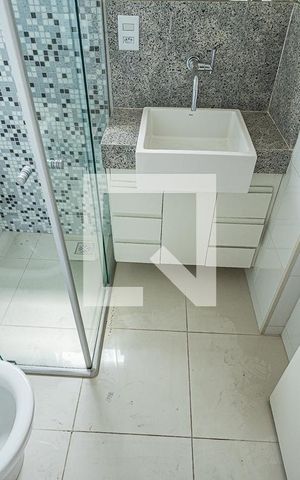 Apartamento à venda com 80m², 2 quartos e 2 vagasBanheiro