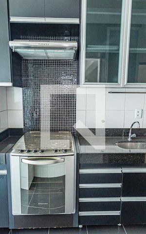 Apartamento à venda com 80m², 2 quartos e 2 vagasCozinha