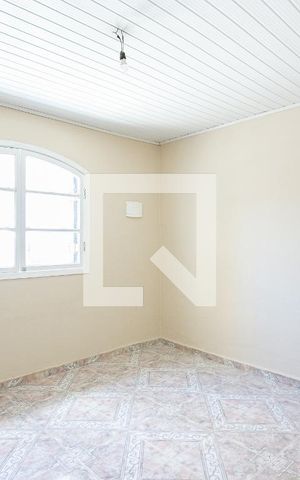 Casa para alugar com 75m², 2 quartos e 1 vaga Casa para alugar com 75m², 2 quartos e 1 vagaQuarto 1