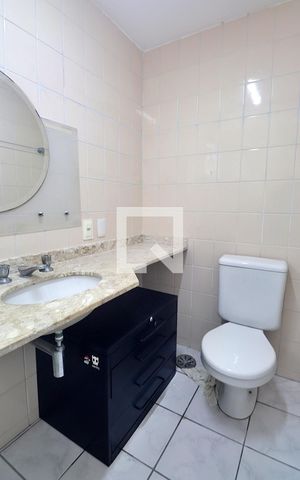 Apartamento à venda com 95m², 3 quartos e 1 vagaSuíte - Banheiro do Quarto 1