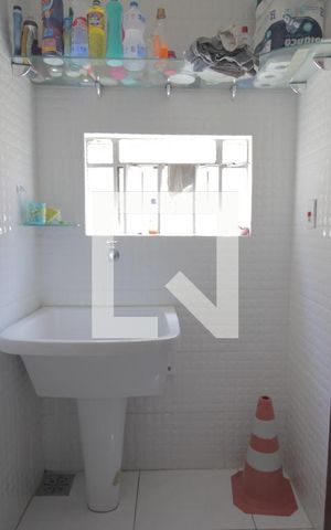 Casa à venda com 100m², 3 quartos e 4 vagasÁrea de Serviço