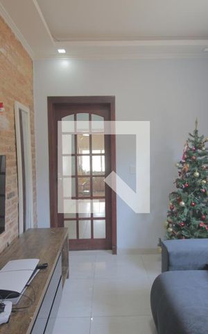 Casa à venda com 100m², 3 quartos e 4 vagasSala