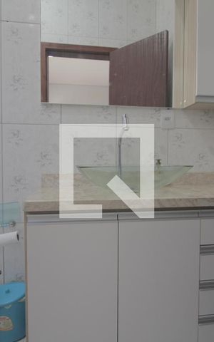 Casa à venda com 100m², 3 quartos e 4 vagasBanheiro da Suíte 1