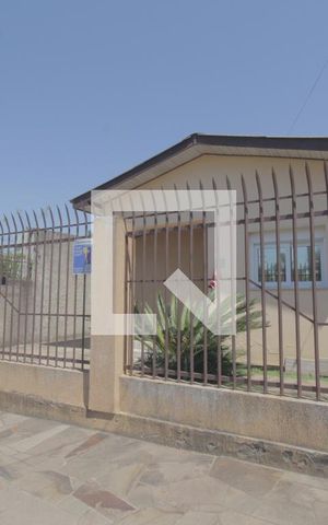 Casa à venda com 100m², 3 quartos e 4 vagasFachada