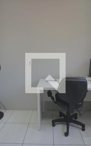 Casa à venda com 100m², 3 quartos e 4 vagasEscritório