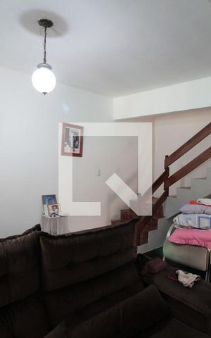 Casa à venda com 280m², 4 quartos e 5 vagasSala