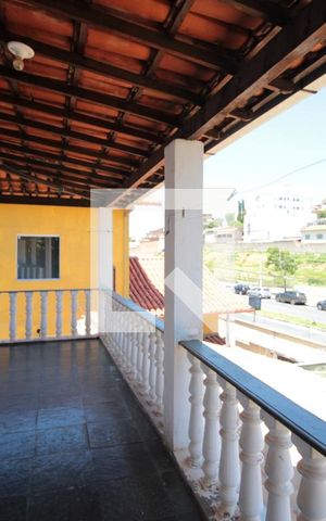 Casa à venda com 280m², 4 quartos e 5 vagasVaranda