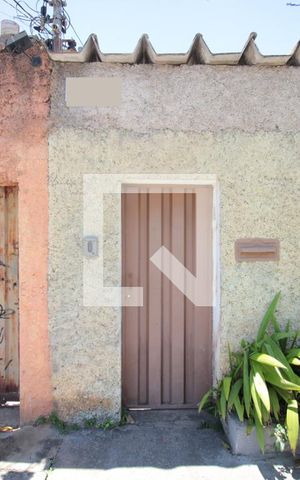 Casa à venda com 280m², 4 quartos e 5 vagasFachada