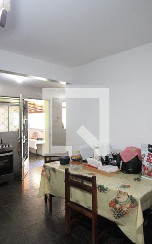 Casa à venda com 280m², 4 quartos e 5 vagasCozinha