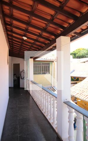 Casa à venda com 280m², 4 quartos e 5 vagasVaranda
