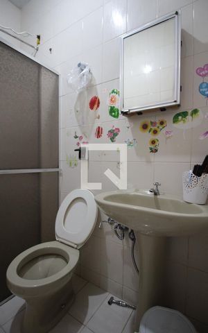 Casa à venda com 280m², 4 quartos e 5 vagasBanheiro da Suite